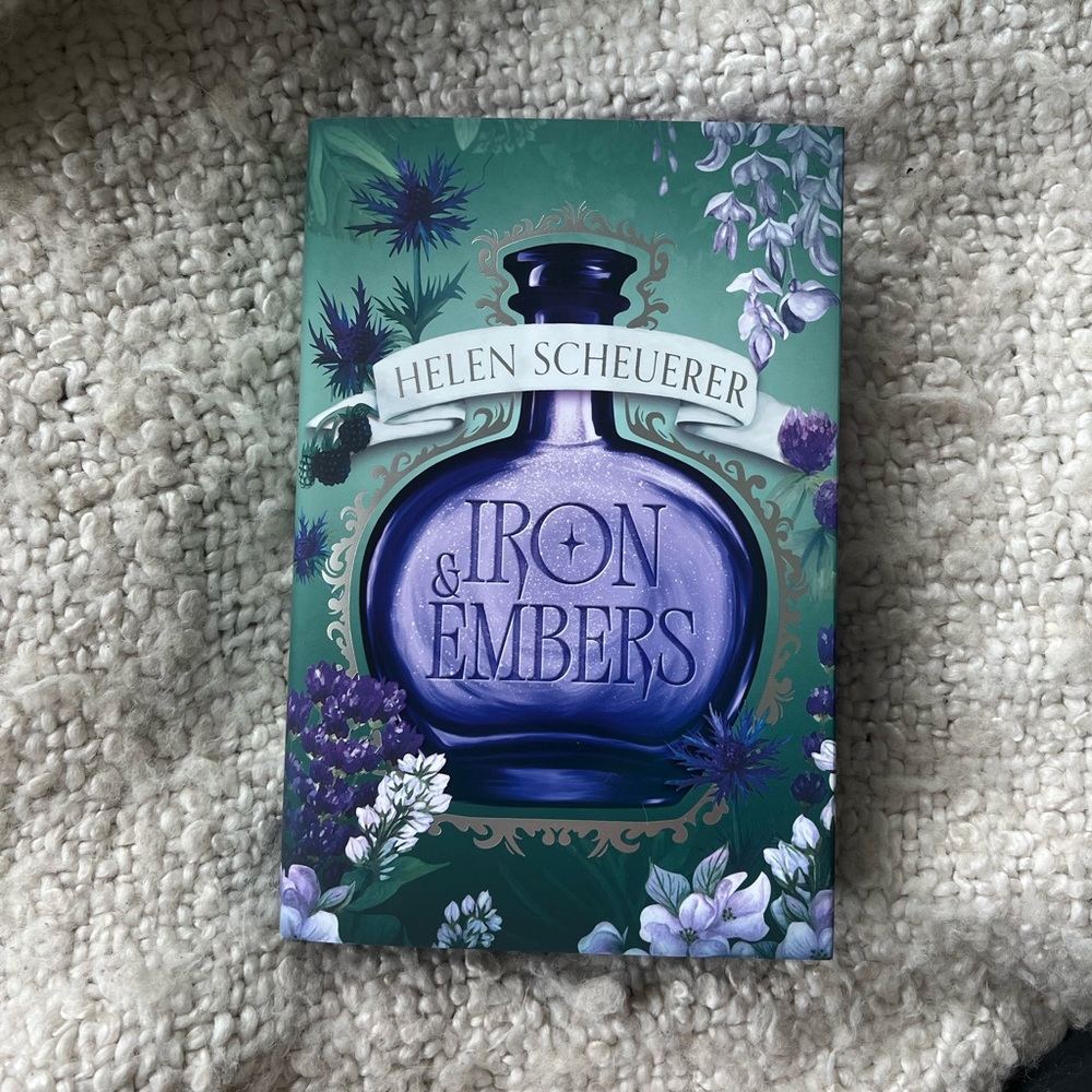 Fairyloot February Romantasy - Iron and Embers